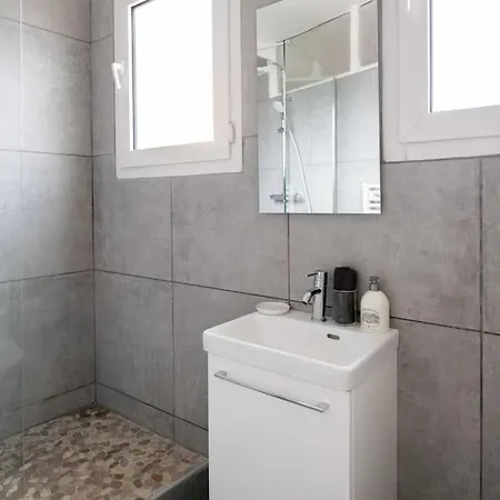 Apartment Av Republique Design And Cozy Aubervilliers