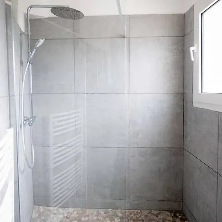 Apartment Av Republique Design And Cozy *