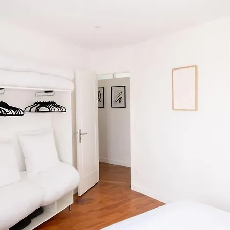 Av Republique Design And Cozy Apartment